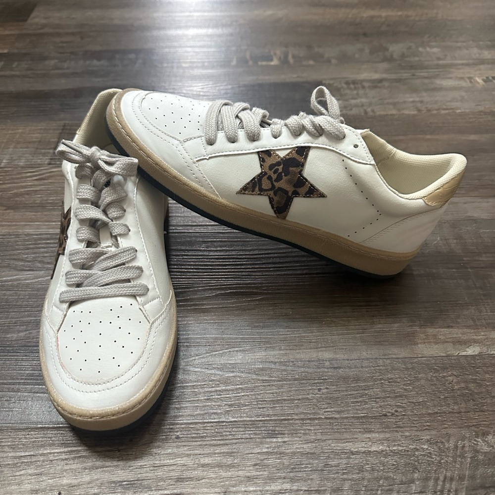 ShuShop White Sneakers with Leopard Star Accent